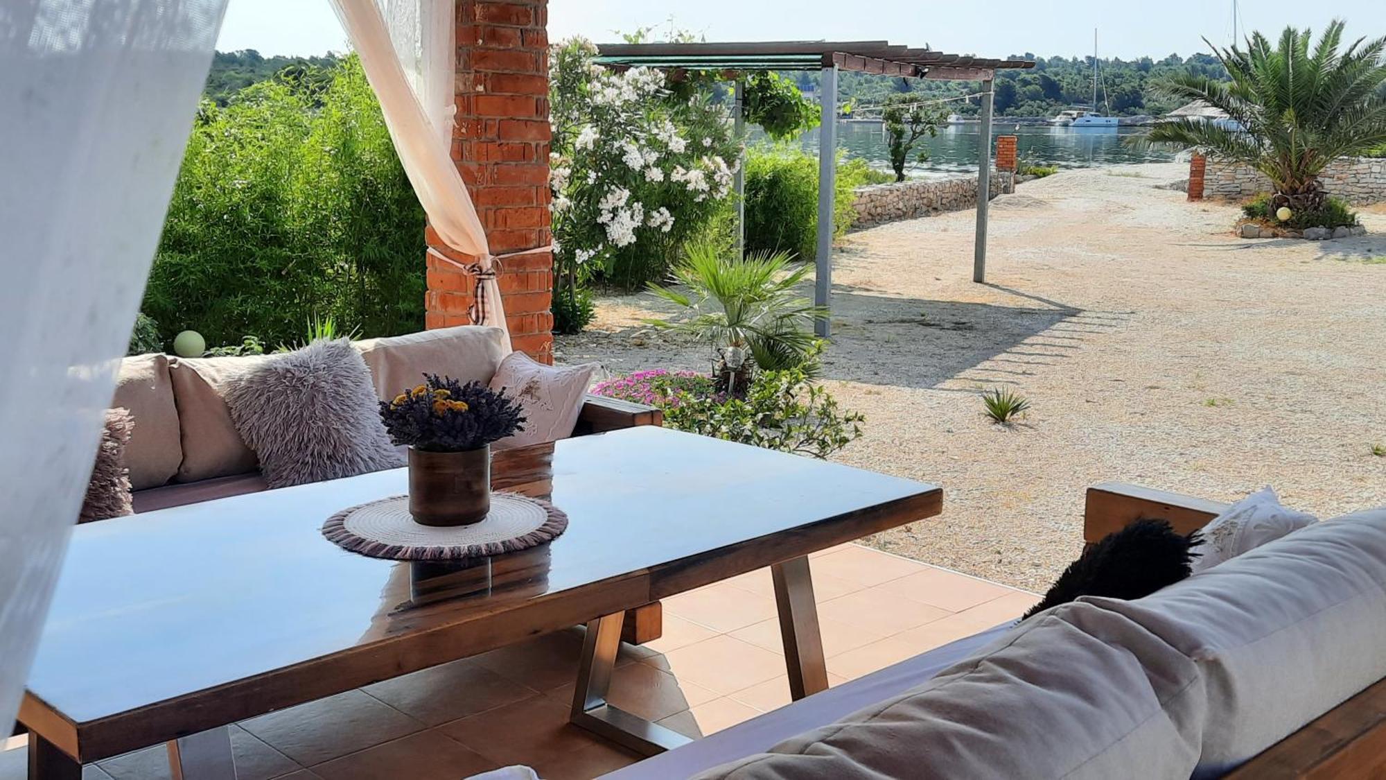 Beach House Marina Grande Betina  Kültér fotó