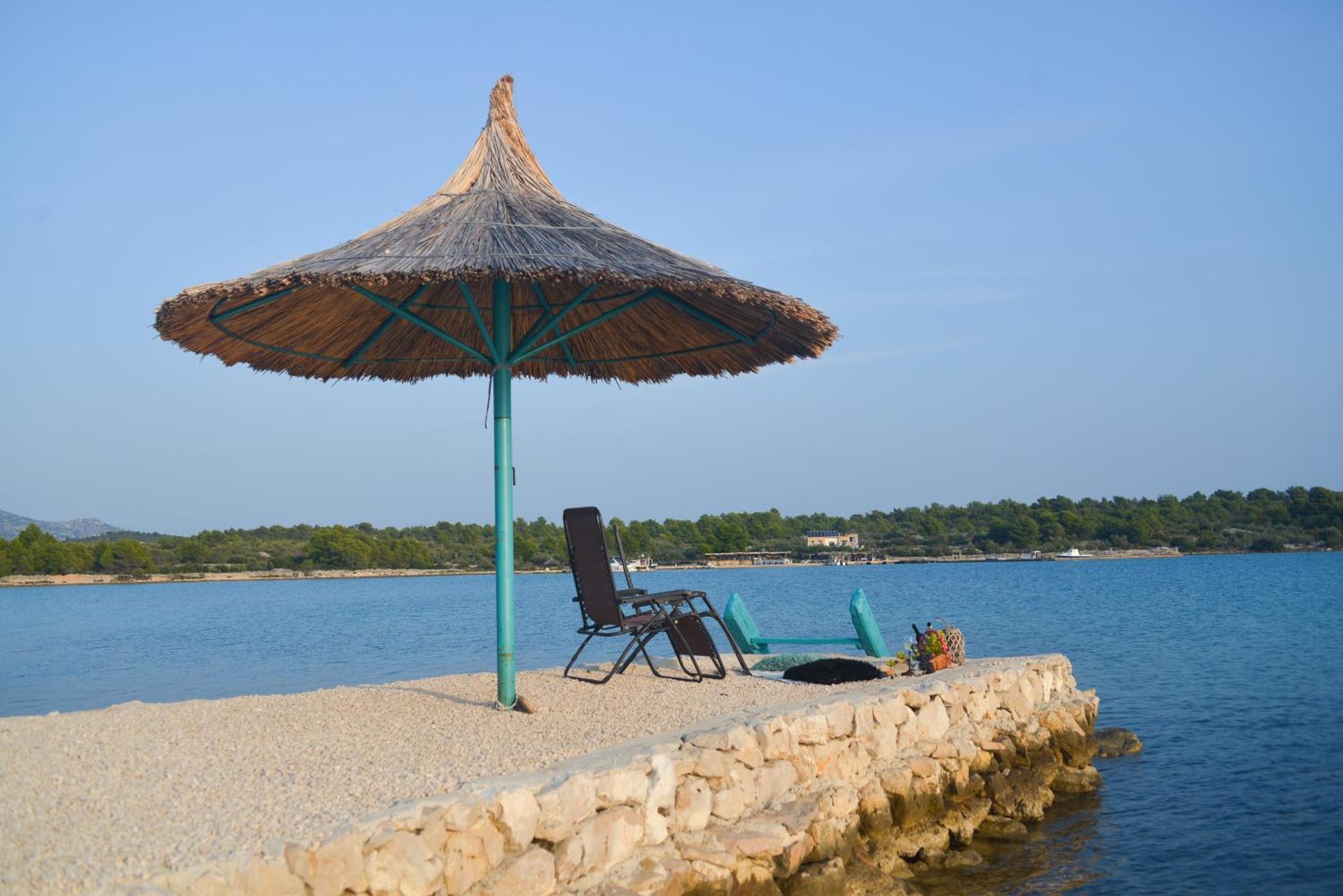 Beach House Marina Grande Betina  Kültér fotó